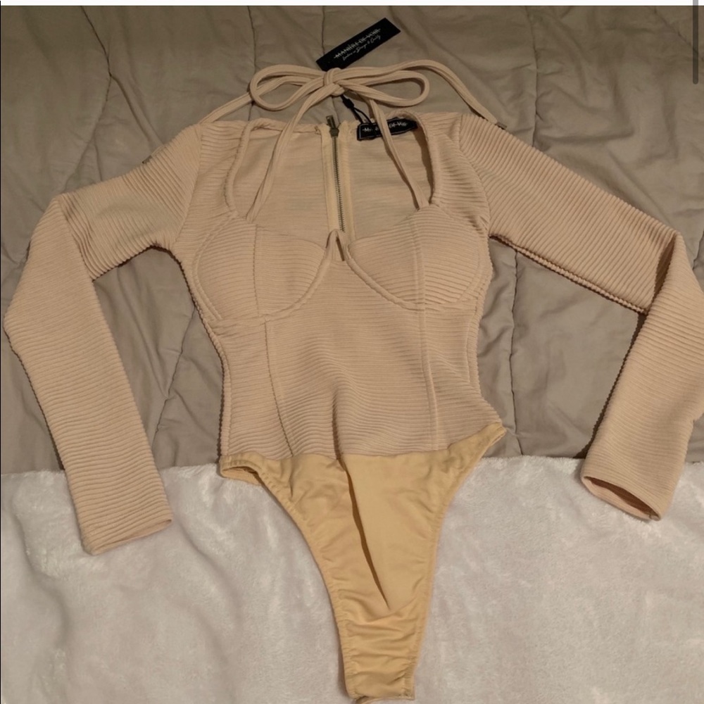 Maniere de Voire long sleeve body suit